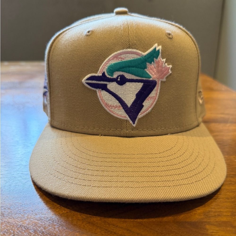 Hat Club Toronto Blue Jays New Era - Sandstorm Pink Under World Series - 7 5/8